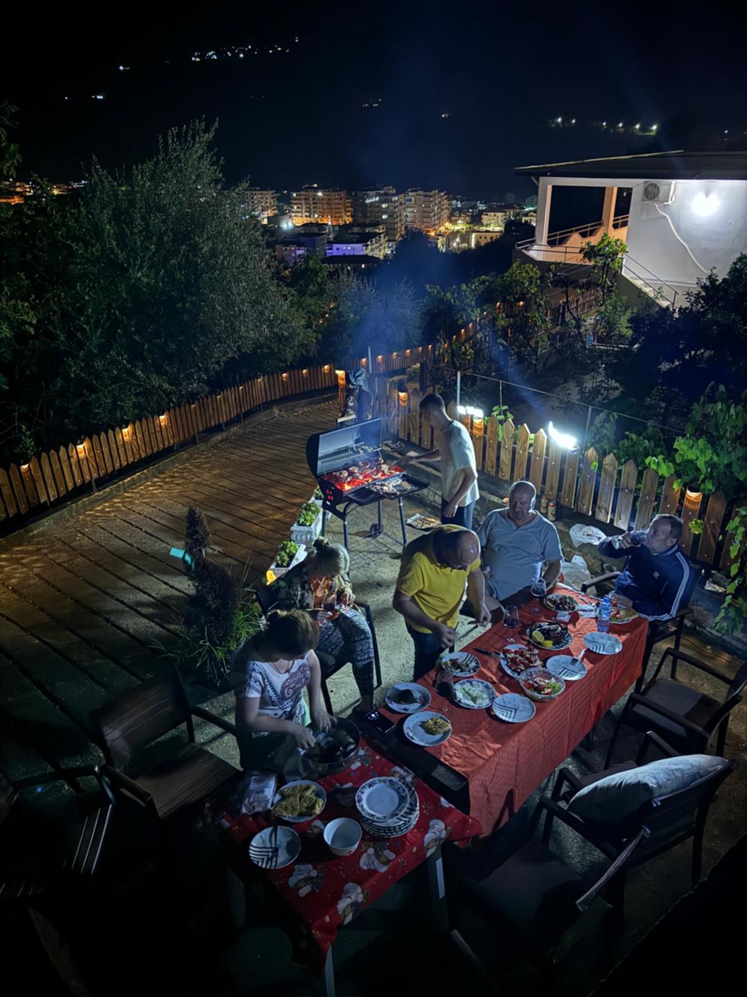 Guest House Mario Berat Exterior photo