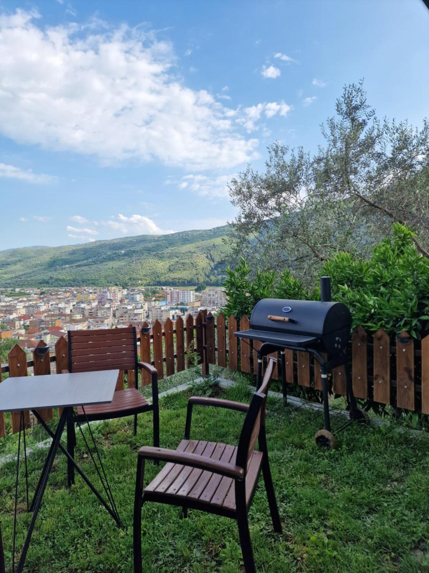 Guest House Mario Berat Exterior photo
